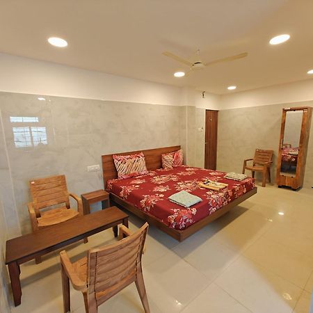 Hotel Salbala Inn - Near Airport Chennai Exteriör bild