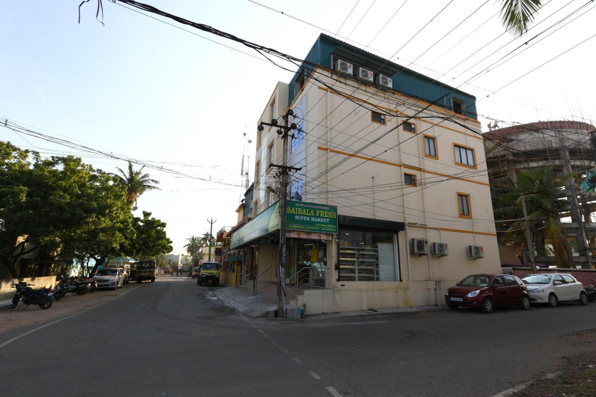 Hotel Salbala Inn - Near Airport Chennai Exteriör bild