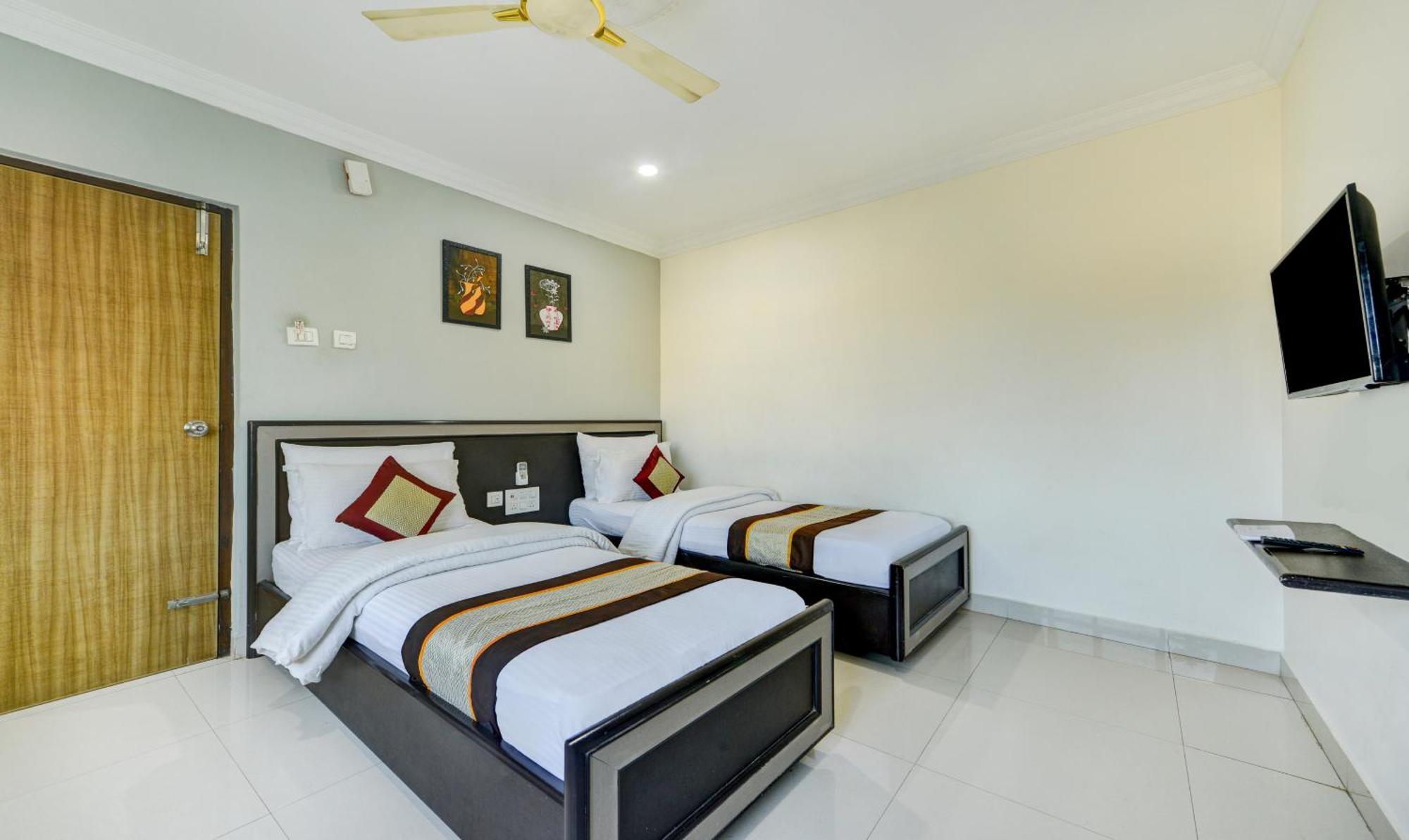 Hotel Salbala Inn - Near Airport Chennai Exteriör bild